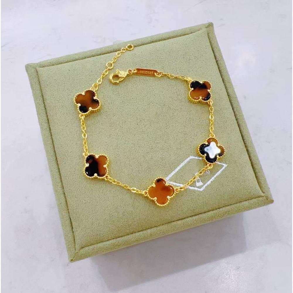 Neues Mini-Fünfblüten-Armband mit vierblättrigem Kleeblatt Schlichtes und modisches Nischenarmband