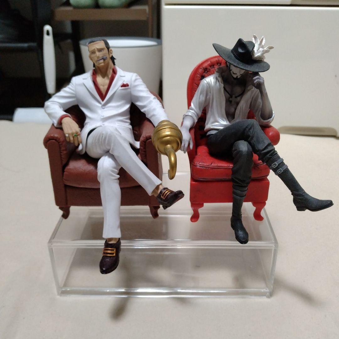 

[USED] One Piece Sculptor Crocodile & Mihawk Figure