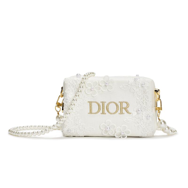 

DIOR Bag [Customized Cosmetic Bag] 811 Made Moonlight Veil Elegant Palace Lace Flowers Pearl Classic Print Denim Fabric Early Spring Spring Spring белый
