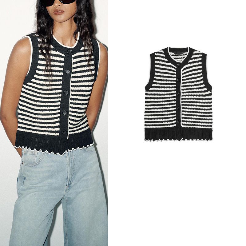 Summer Women's Clothing Minimalist Style Single Row Multi-Buckle Stripes round Neck Sleeveless Knitting Vest Style Tops 4331024