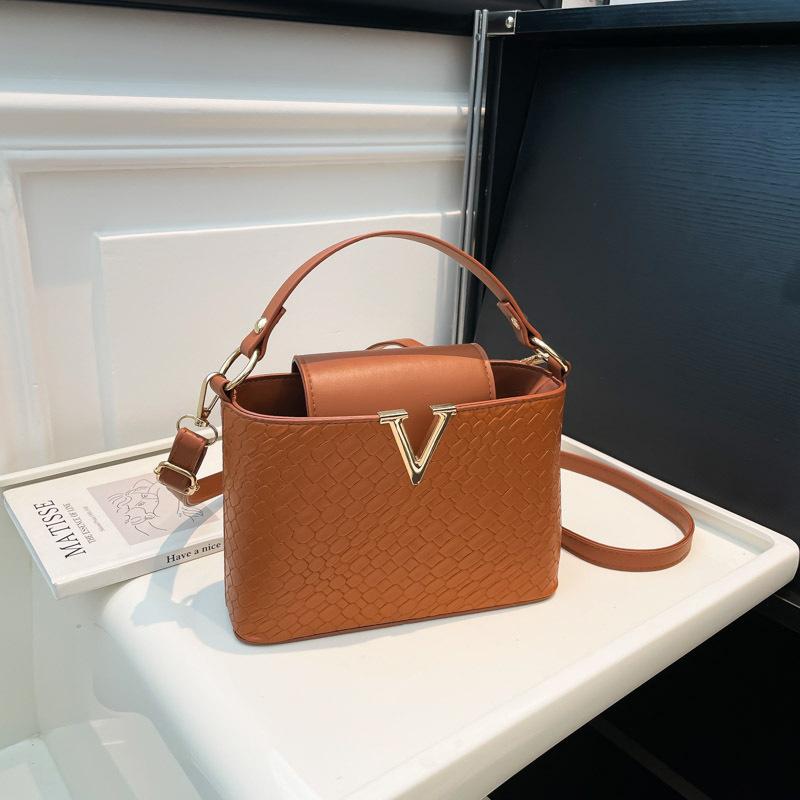 Fashion Texture Summer Large Capacity New Light Luxury Texture Casual Shoulder Crossbody Portable Small Square Bag