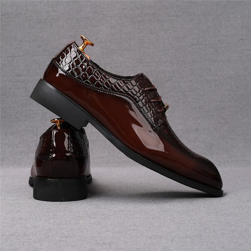 Fashion Fashion New Men's Pointed Shiny Lace Up Business Flats Derby Shoes Male Luxury Designer Homecoming Wedding Dress Footwear