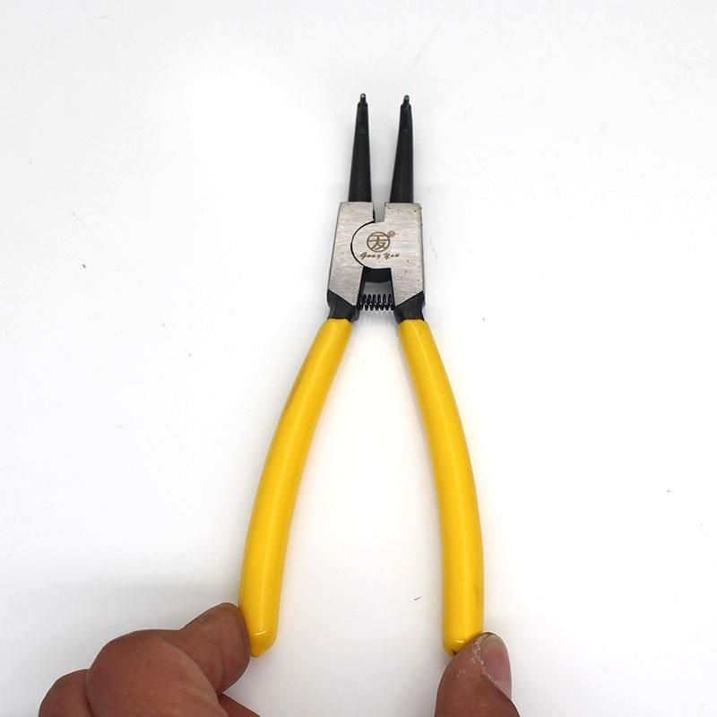 6-calowe zewnętrzne szczypce do pierścieni zabezpieczających - Rączki wygięte na zewnątrz do montażu i demontażu pierścieni zabezpieczających wału.