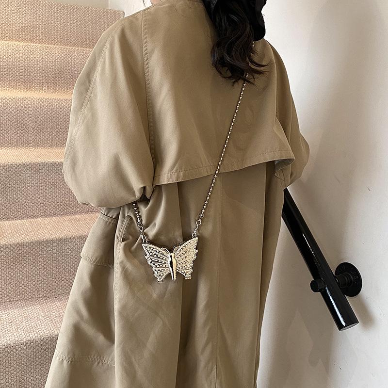 Fashion foreign style diamond-encrusted butterfly bag 2025 winter new personalized beautiful niche design chain shoulder messenger bag