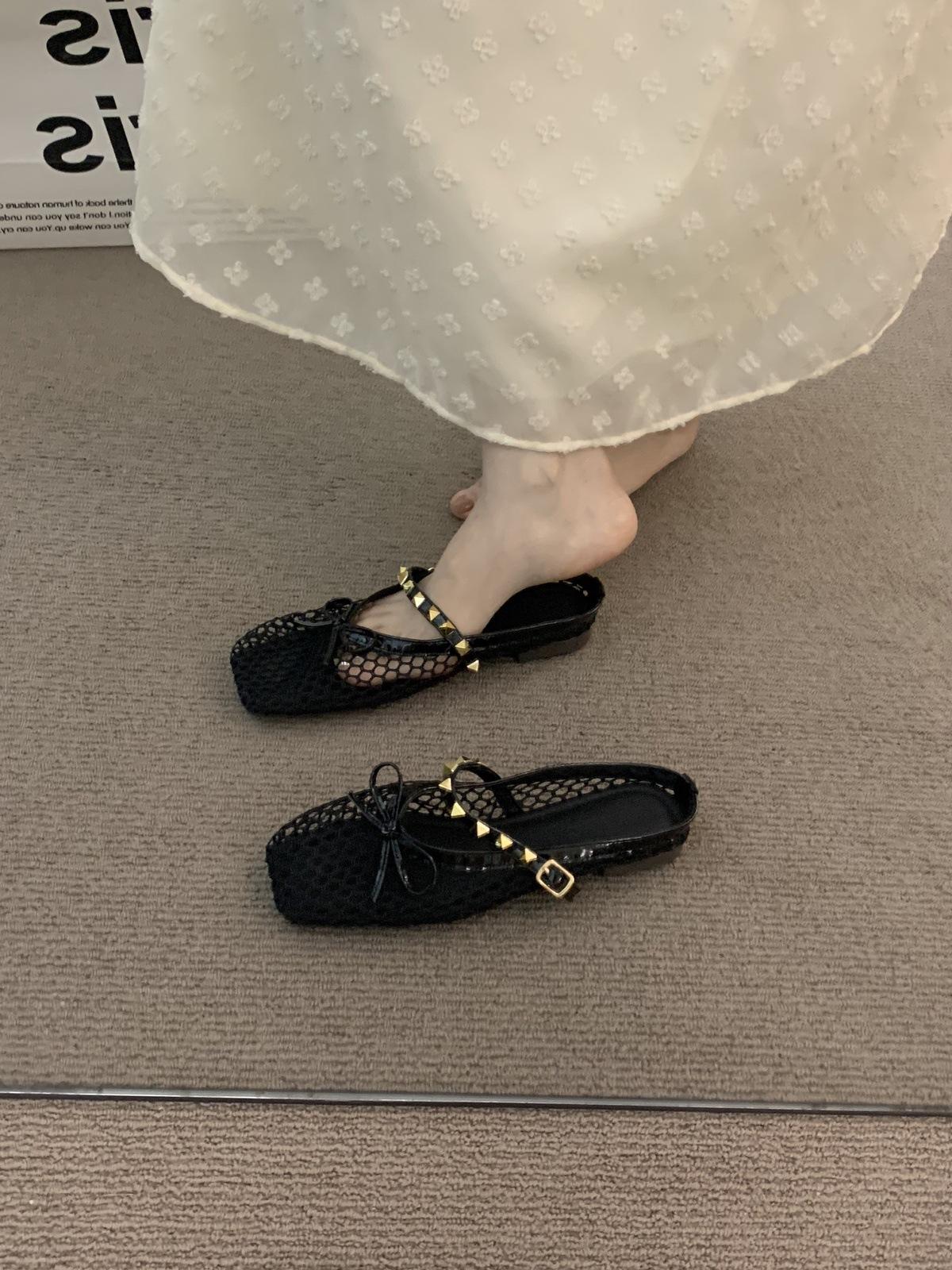 

French hollow mesh yarn niche half slippers women s outer wear 2025 summer with skirt evening wind rivet bag head sandals 40