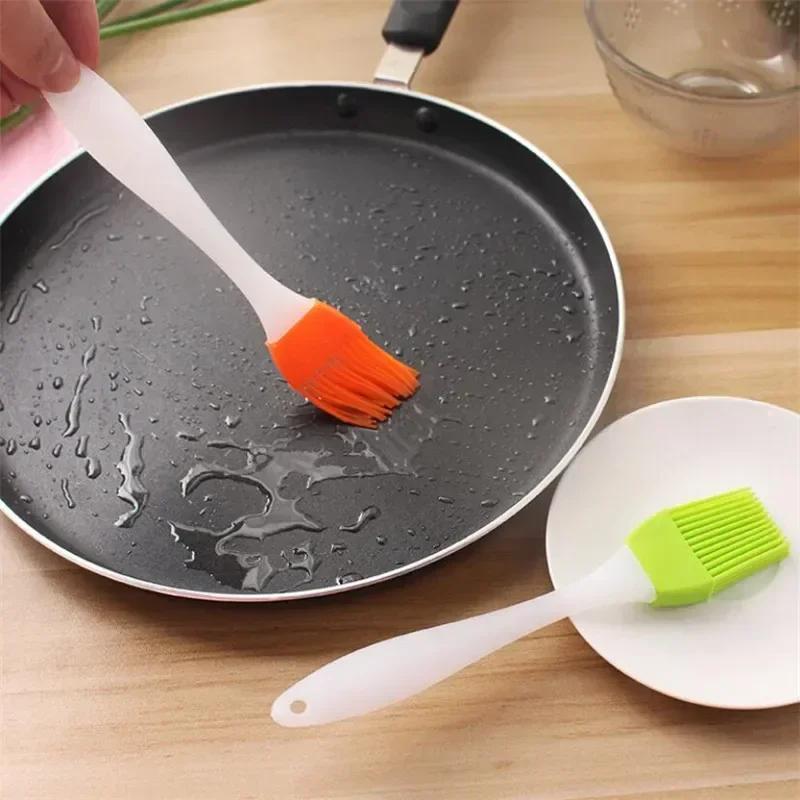 Flour Pastry Brush Can Be Disassembled Silicone Cake Brush Baking Utensil Kitchen Silicone Barbecue Oil Brush