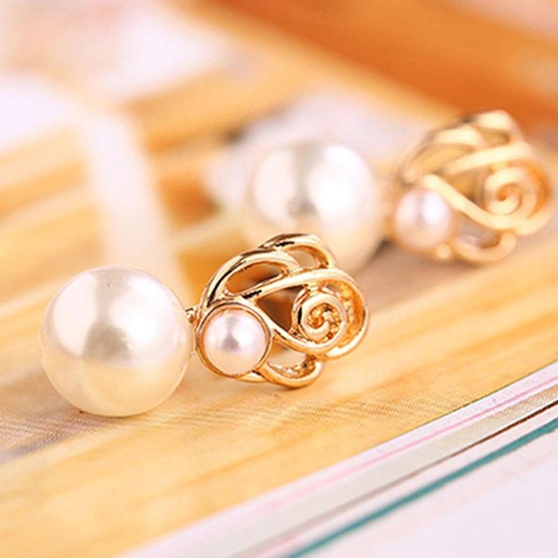 Women's White Pearl Gold-toned Ear Studs Earrings Bride Jewelry Gift Eardrop