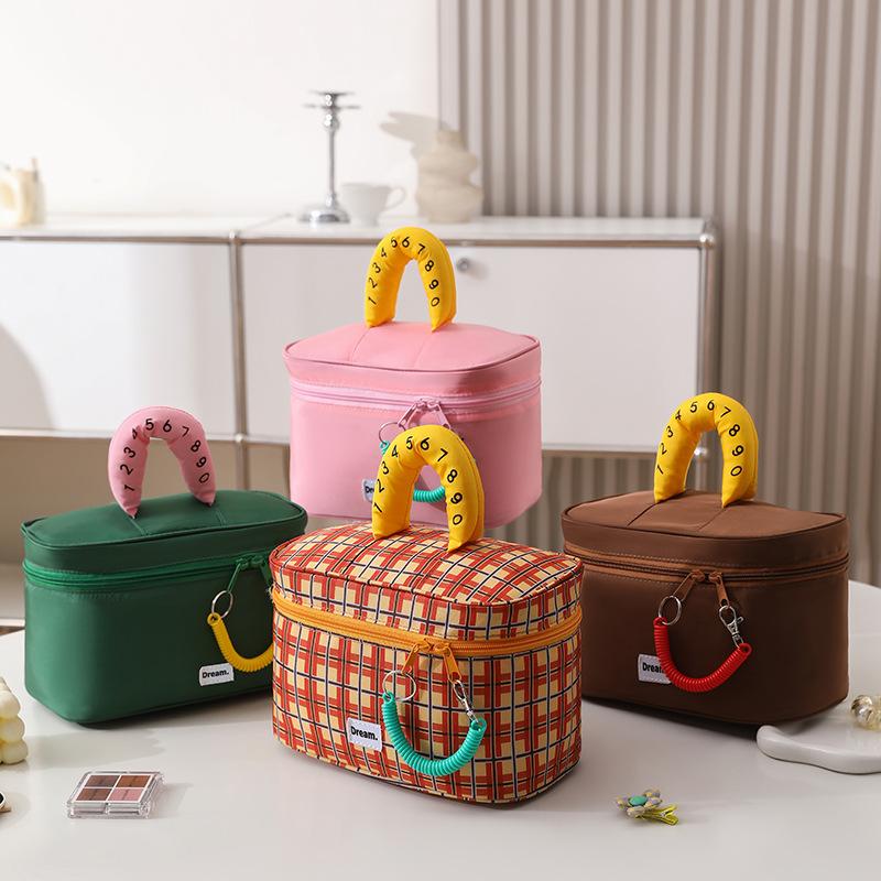 Makeup Bag, Large Capacity Waterproof Hand-Held Storage Bag, Cute And Portable, Business Travel Partition Layered Toileting Bag