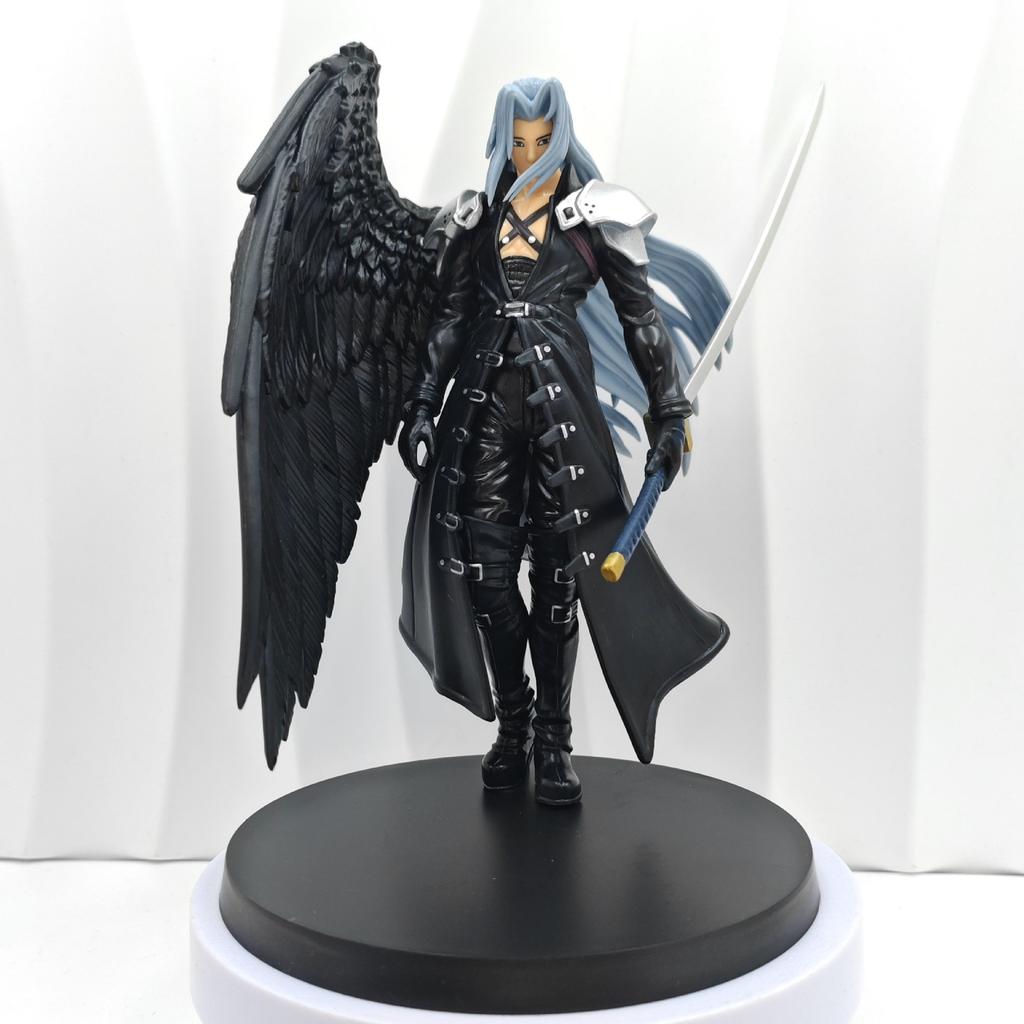 1 Adet Final Fantasy 7 oyunu, Sephiroth, Claude, figür model masaüstü yan aksesuar süsü