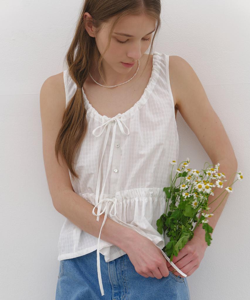 CLUNY Soft Ribbon Shirring Blouse - White