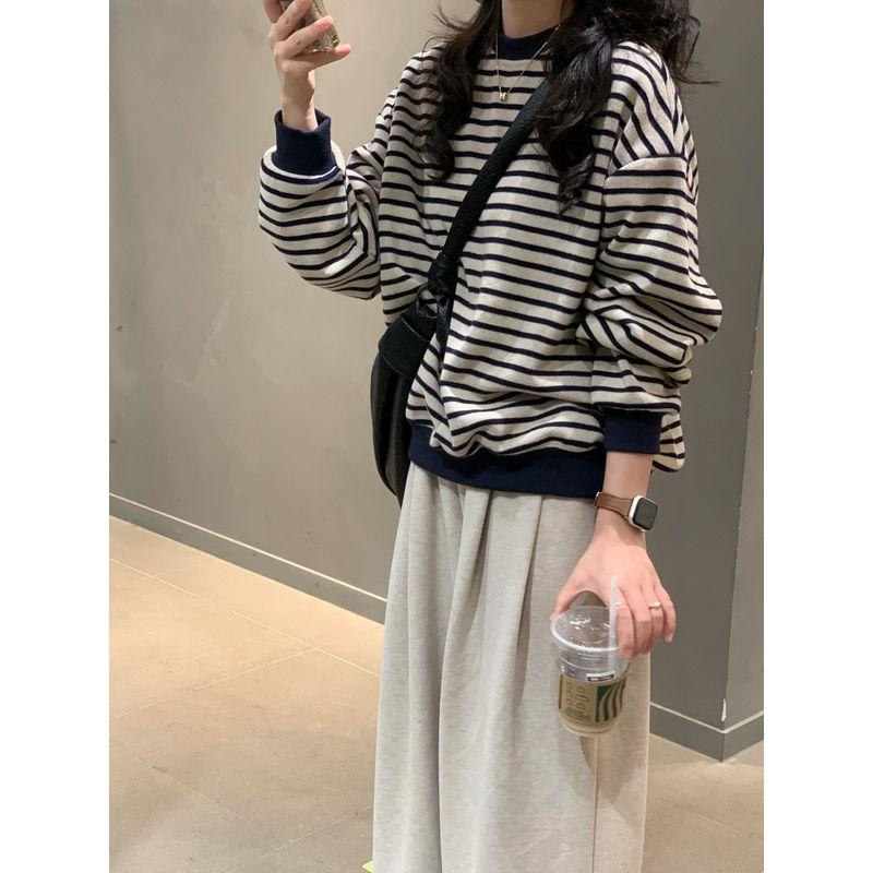 

Vintage Stripe Long Sleeve Crew Neck Sweater Women s Autumn Clothing 2025 New Arrival Loose Design Plus Size Casual Knitting Tops Navy S