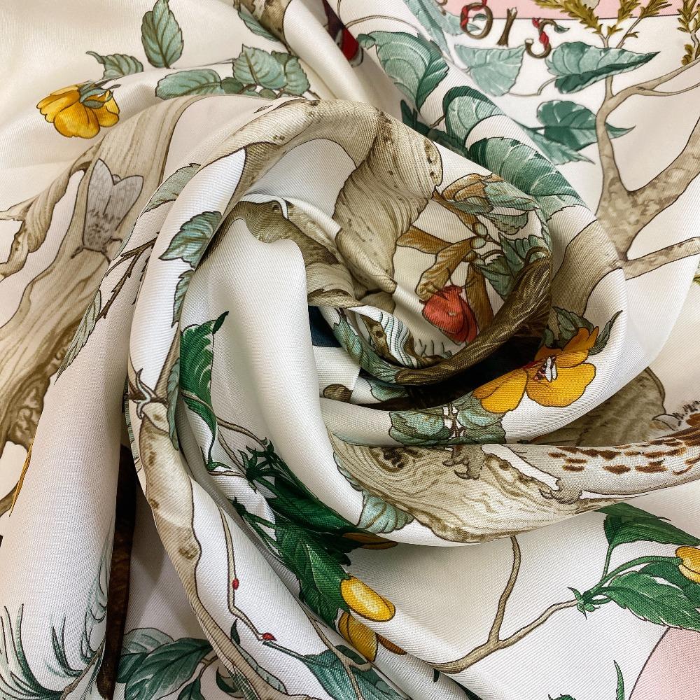 HERMES U COEUR DES BOIS (In the Forest) silk Calle 90 scarf pink silk Used