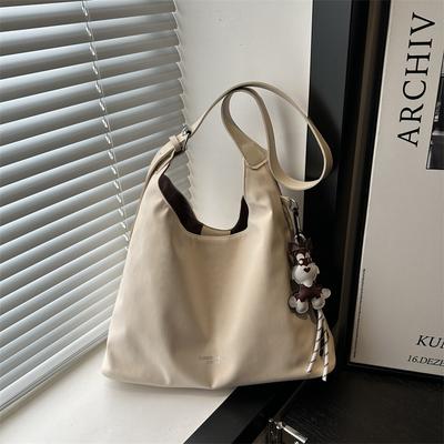 Simple and Fashionable Large-capacity Tote Bag, Winter New Fashion Personalized Simple Women's Shoulder Bag