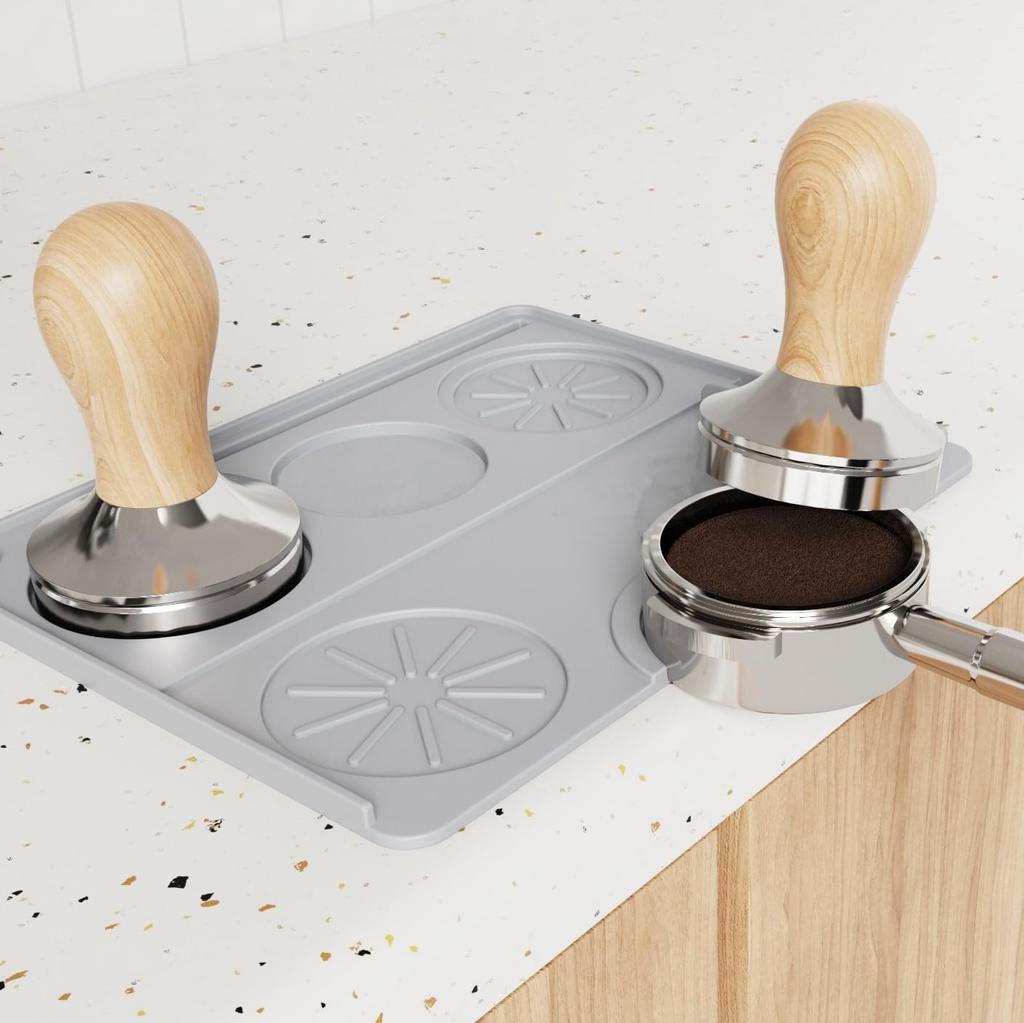 Silicone Tamper Mat, Coffee Tamper Mat, Espresso Mat, Heat-Resistant, Non-Slip, Coffee Supplies, Protects Tables and Holders (Black, 25x20)