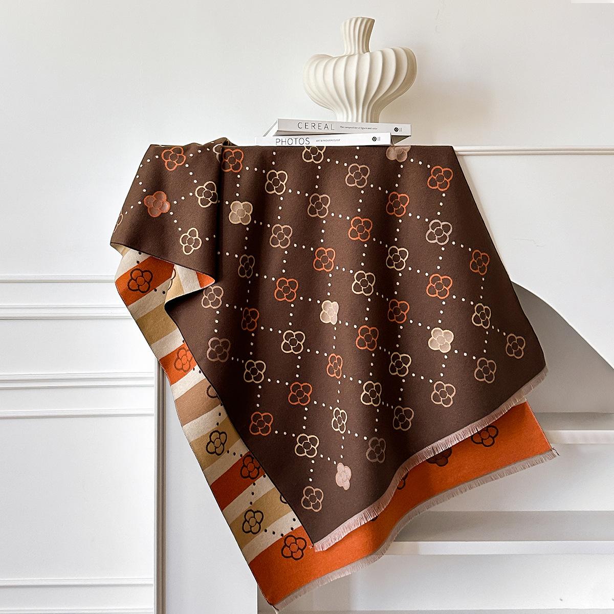 

Зимний шарф с принтом мелких цветов, универсальная женская шаль, женский длинный утолщенный теплый шарф 185*65 коричневый