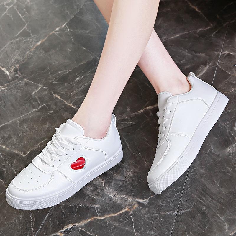 New Leather Sneakers Women's Spring and Autumn Casual Board Shoes Versatile Little White Shoes Waterproof and Breathable Student Lightweight Runnin