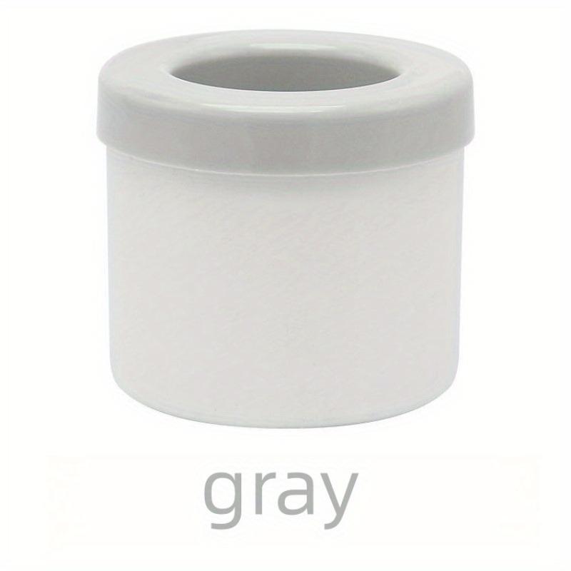 

1pc This easy release silicone ice tray makes perfectly shaped ice cubes - holds up to 60 ice cubes! Kitchen Supplies