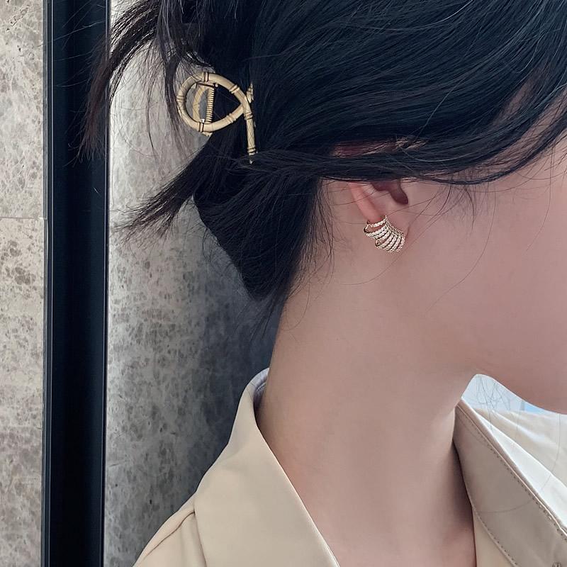 2026 New Exquisite Luxury Zircon Small Earrings For Women Fashion Korean Jewelry Minimalist Party Sexy Girl's Unusual Earrings