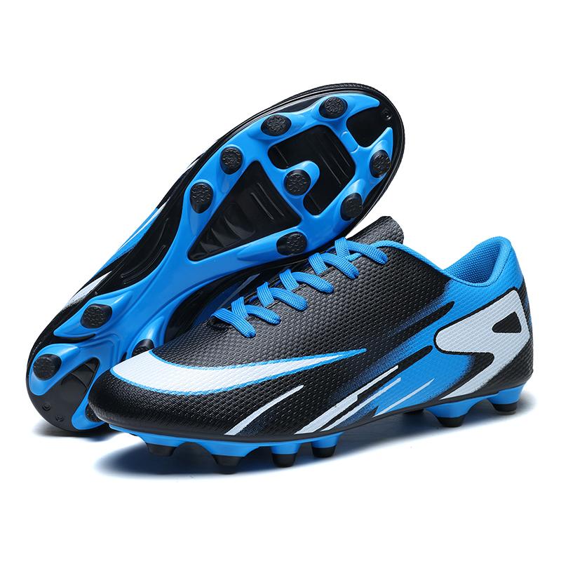 New Men Soccer Shoes Soft Training Professional Football Boots Unisex Ultralight Breathable Sport Grass Cleats Match Sneakers