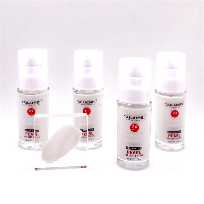 TaylorMade TLM Pearl White Color-Changing Foundation & Brightening Concealer