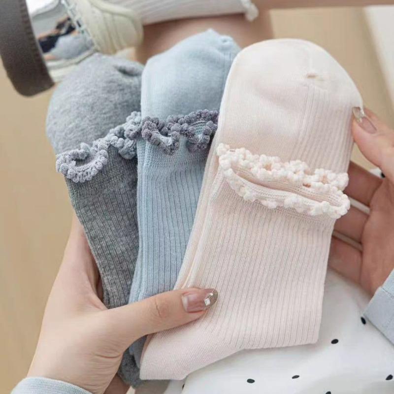 Black Ear-trimmed Socks for Women In Autumn, Solid Color Lace Mid-calf Pile Socks, Versatile Stretch Socks