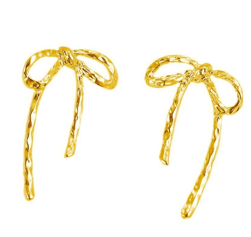 New hollow bow stud earrings women's versatile simple fashion personalized earrings simple retro butterfly earrings