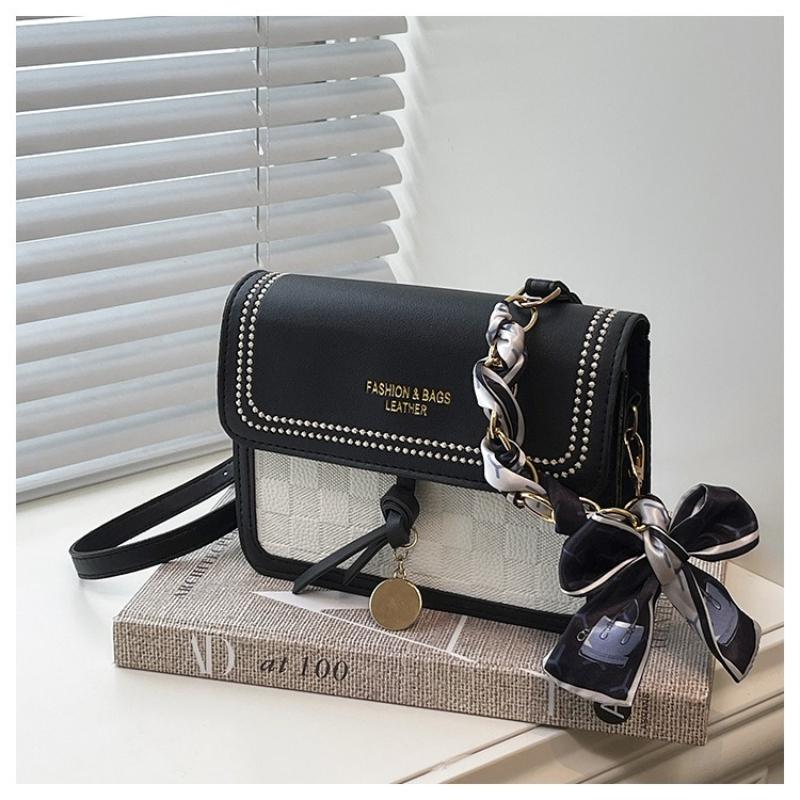 1Pc Popular Foreign Style Cream Small Square Bag New Fashion Niche Design Silk Scarf Shoulder Bag Fresh and Sweet Oblique Span Bag Women