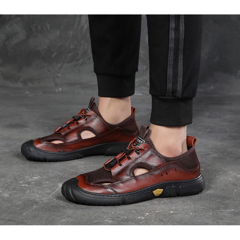 Fashion Summer Fashion Leather Hollow Outdoor Men's Sneakers Designer Slip-on Soft Sole Casual Men Sandals Outdoor Beach Shoes Man