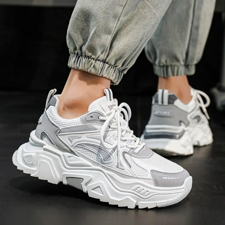 2025 Frühling Neue Dicksohlige Höhenvergrößernde Zweifarbige Übergröße Zweifarbig Atmungsaktiv Bequem und Lässig Herren Trendschuhe