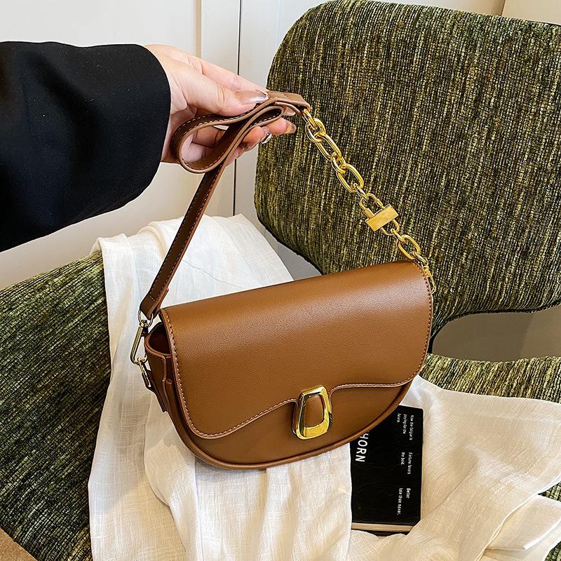 Spring New Fashion Simple Saddle Bag Messenger Bag Trendy Texture Handbag Fashionable Women's Shoulder Bag