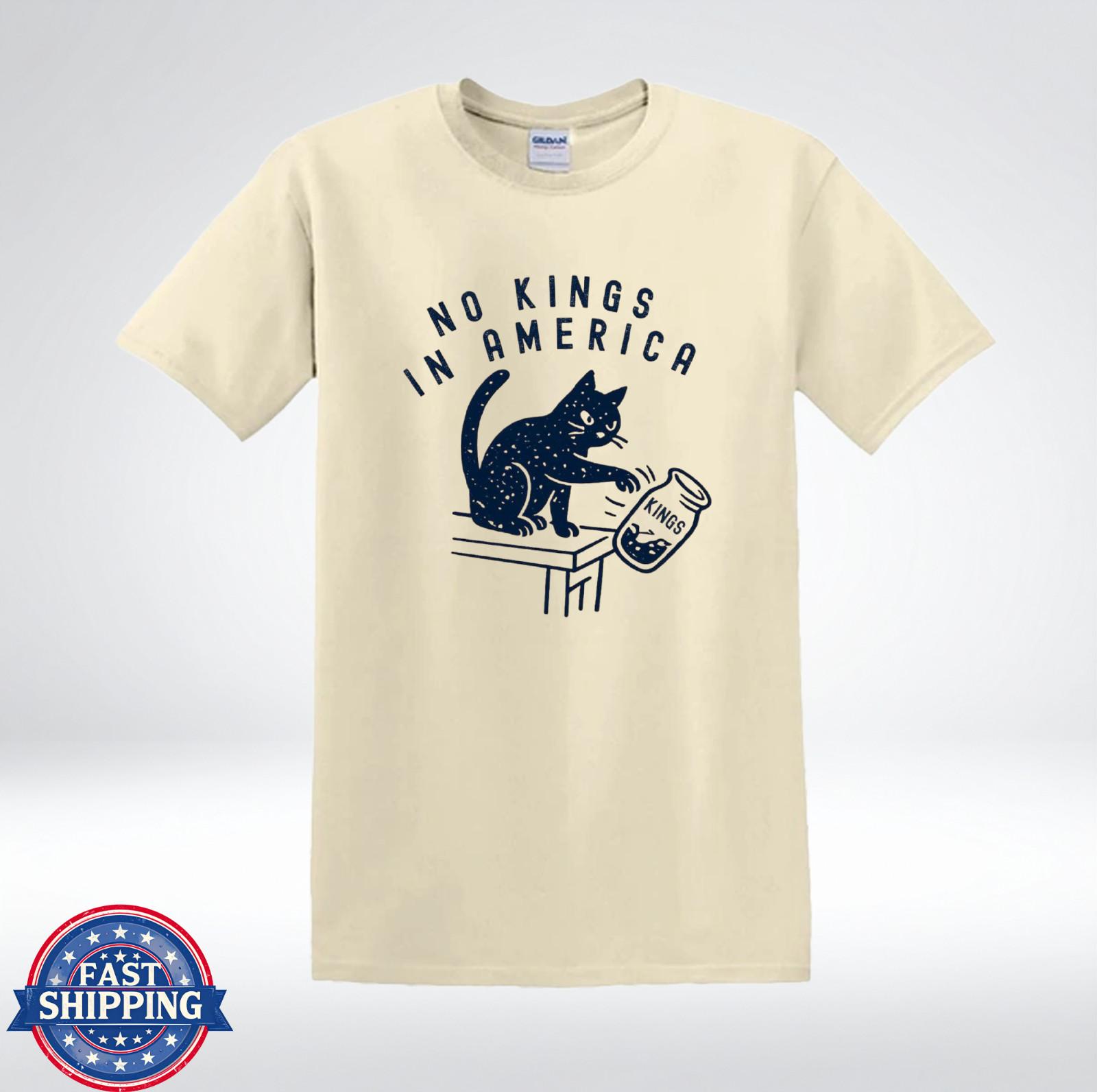 No Kings In America Cat Shirt Funny Political Cat Lover Graphic T-Shirt XL