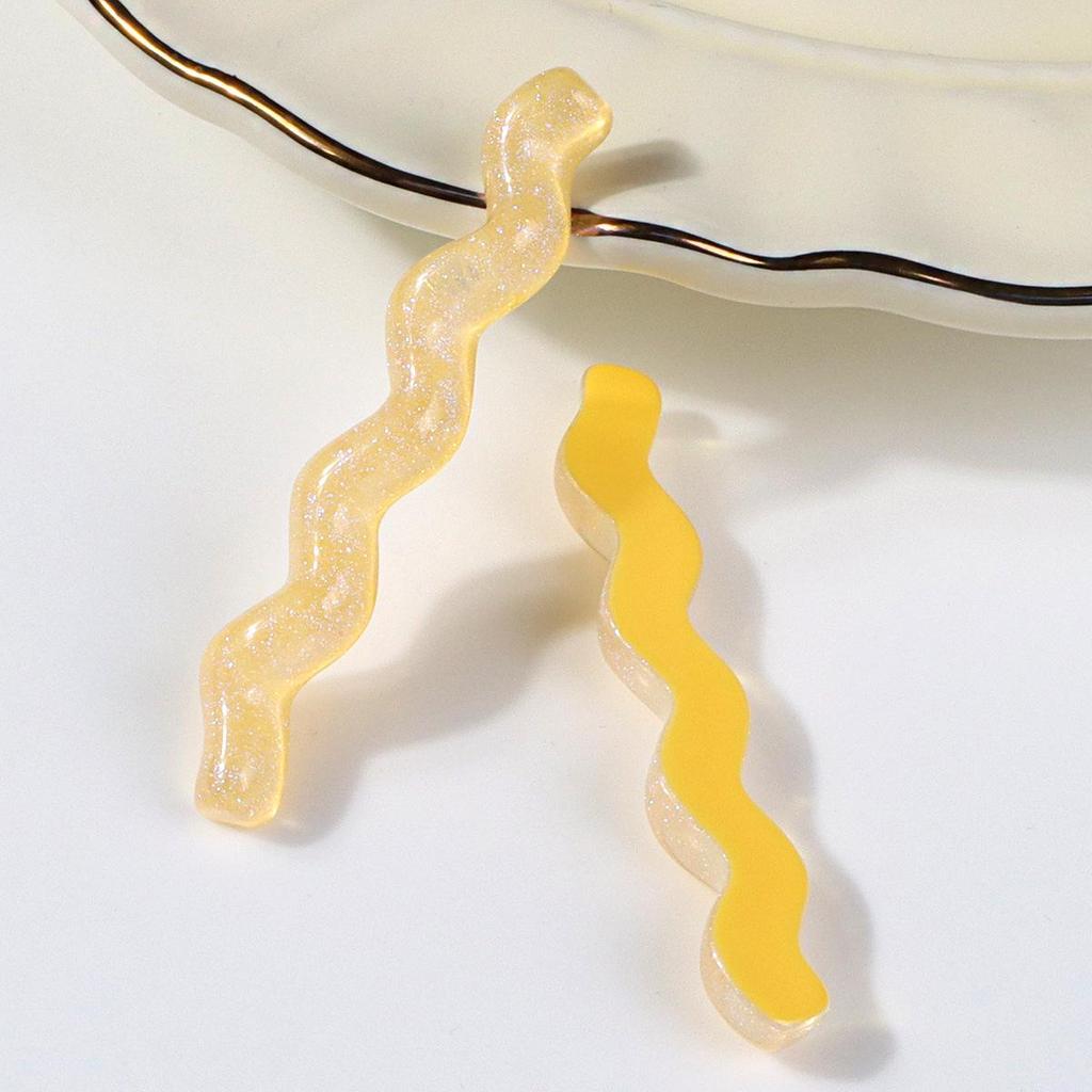 Glitter Resin Wave Hair Clip: Versatile Girly Style Accessory