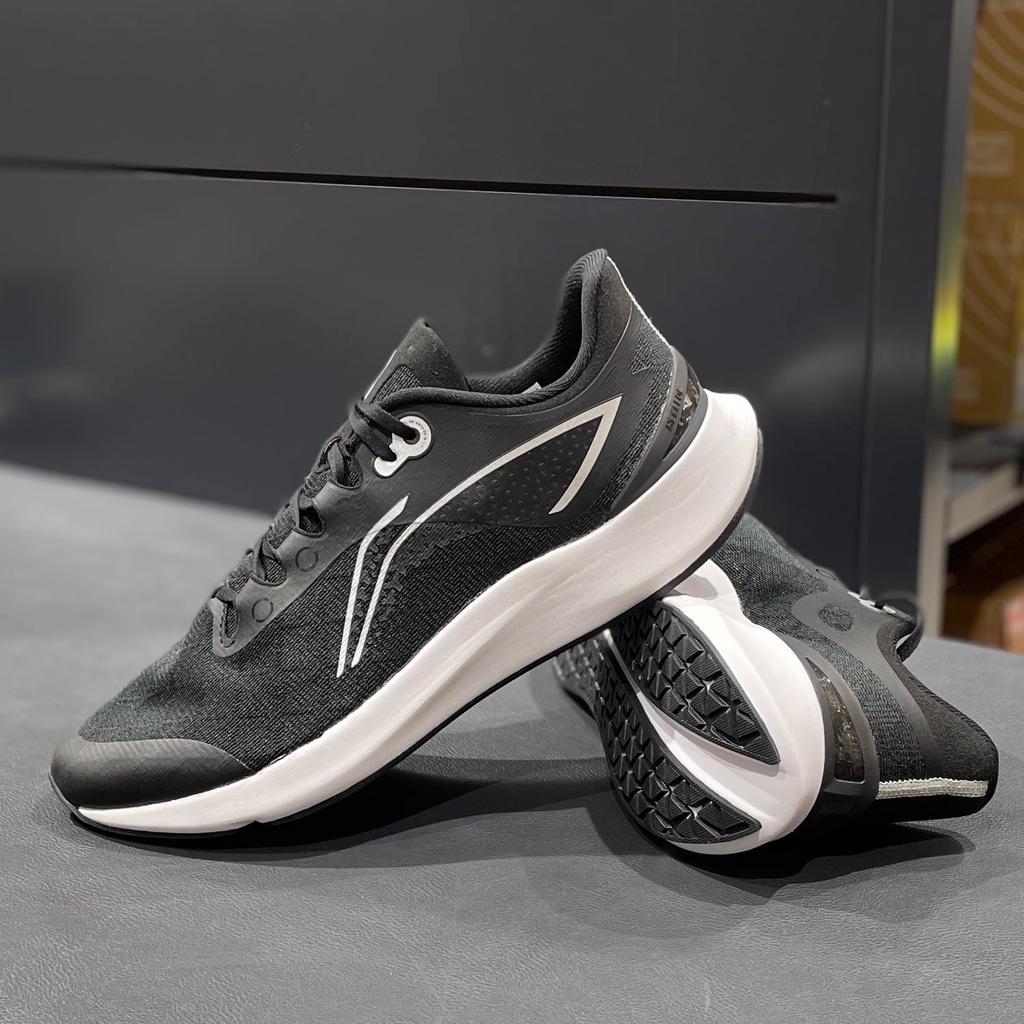 Li Ning Comfortable Retro Shock Absorbing Durable Low Top Running Shoes Men Sneakers Black White ARBT003-2