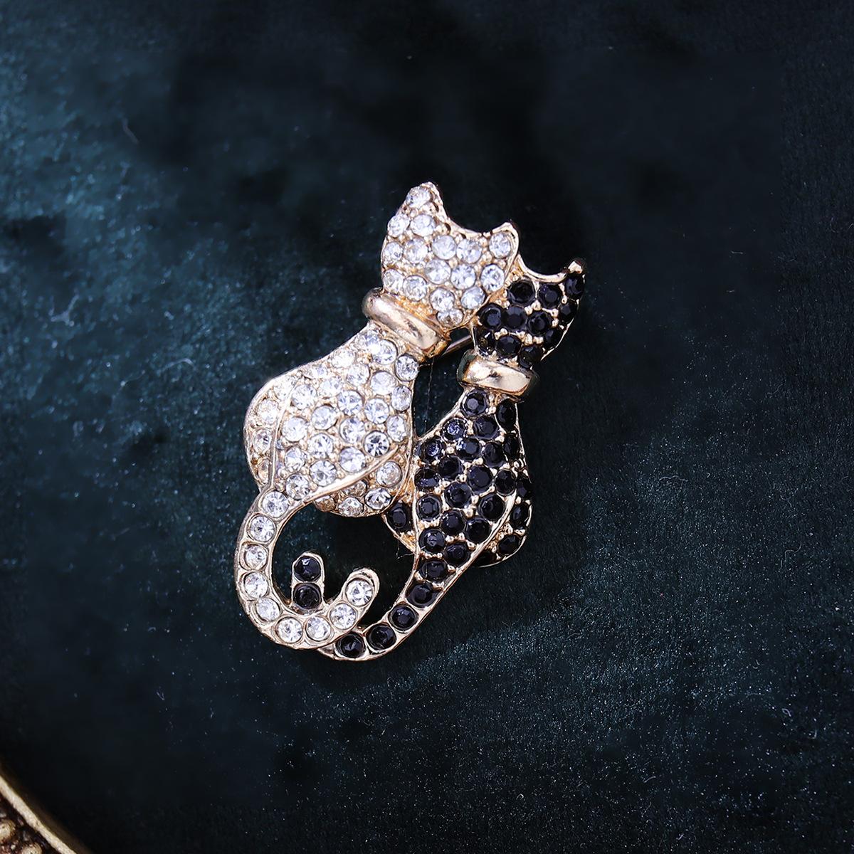 

Милая брошь в виде кошки для женщин с высоким чувством индивидуальности, капающее масло для котенка, корсаж, аксессуары для костюма