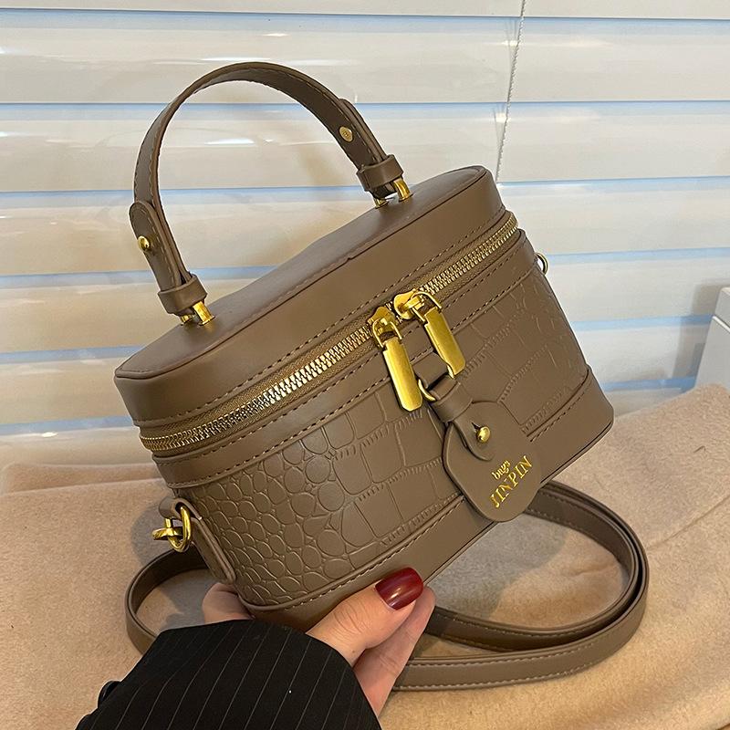 Premium texture small bag women's spring and summer new fashion niche messenger bag women's popular portable bucket bag