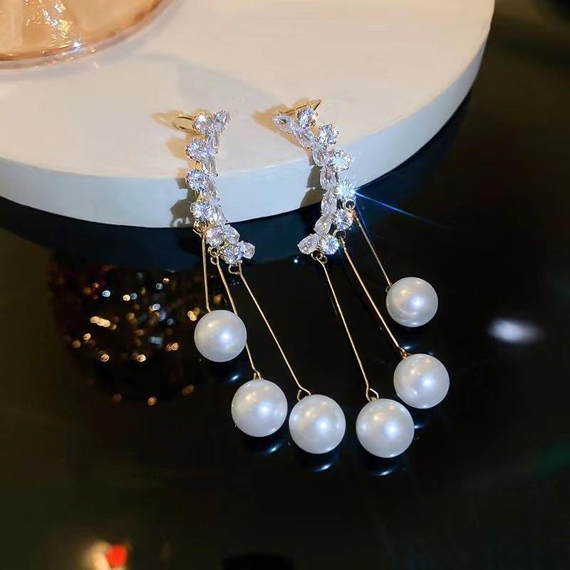 S925 Silver Teardrop Pearl Zircon Stud Earrings: Elegant Women's Fashion