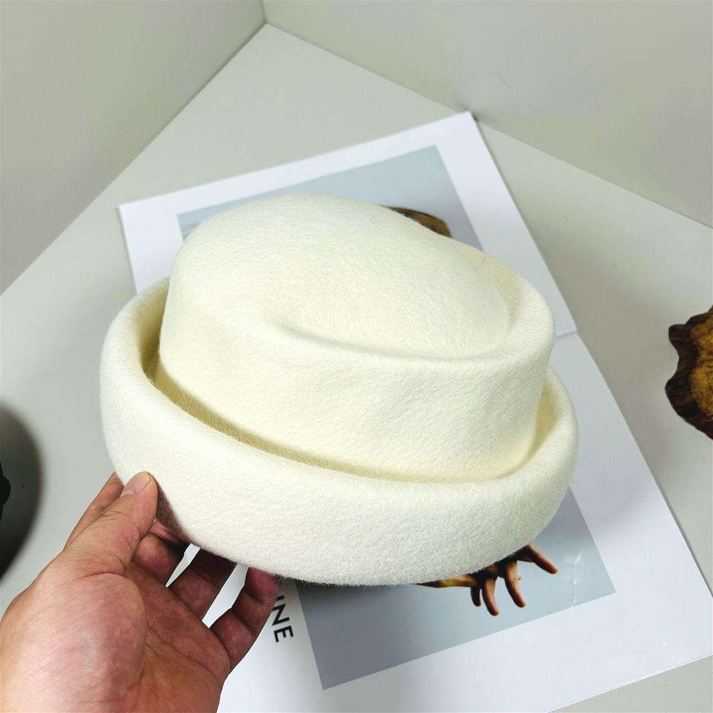 100%Wool British Retro Temperament Felt Beret Women Fashion Round Concave Top Fedoras Lady Painter Hat Elegant Trend Pillbox Hat