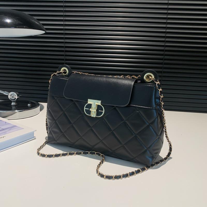 Fashionable Vintage Small Shoulder Bag For Women In Chic Colors With Ample Capacity чёрный