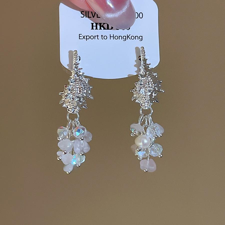 

Korea Irregular Pink Purple Crystal Natural Stone Freshwater Pearl Tassel Trumpet Shell Long Dangle Earrings for Women рожевий