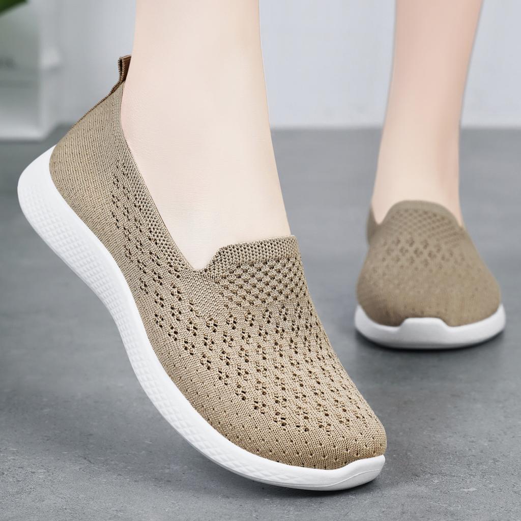 Shoes women's casual new soft-soled lightweight medium casual fly-woven breathable casual shoes women's shoes
