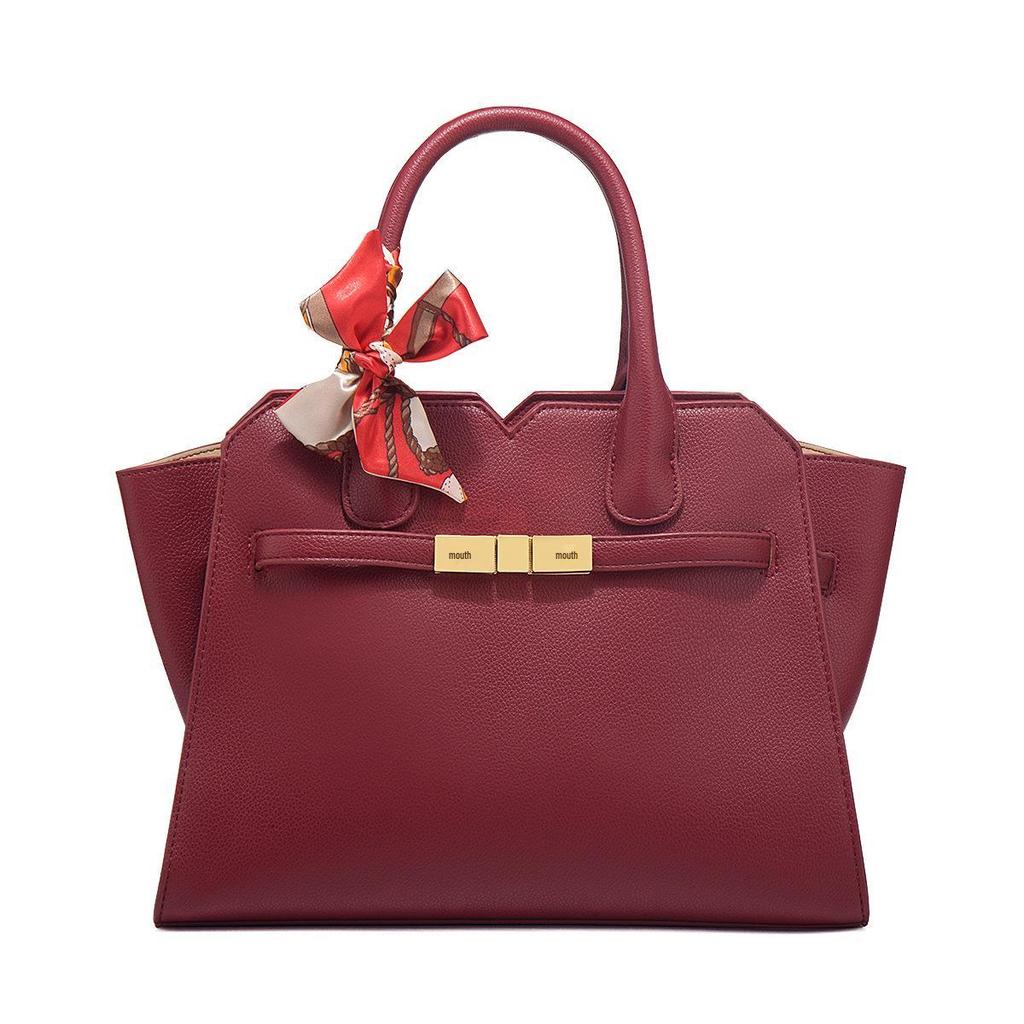 Stylová vyšívaná taška ke Dni matek: Ideální pro svatby a zvláštní příležitosti