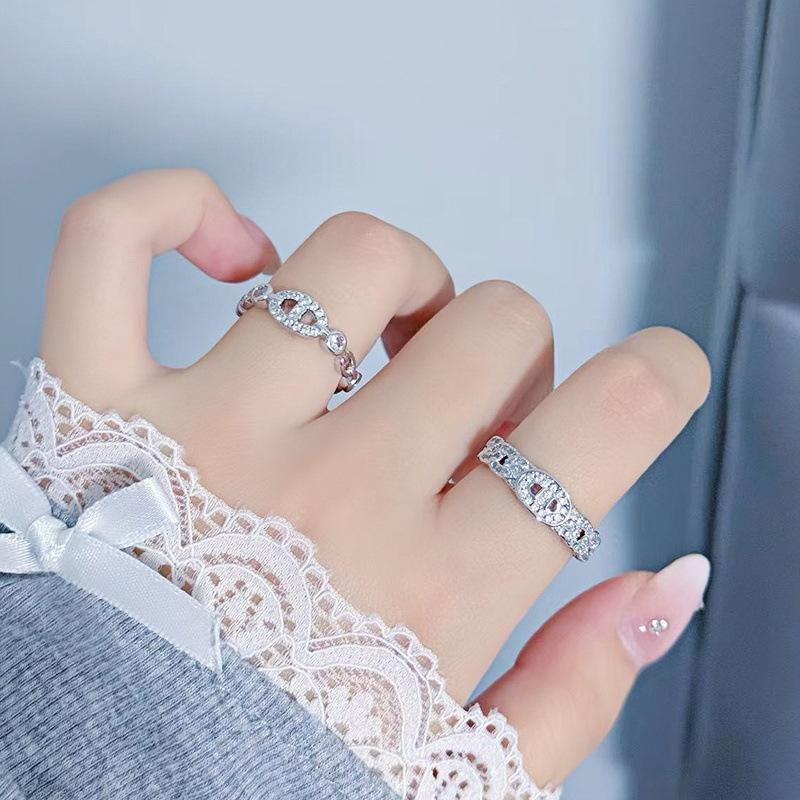 Fashion Light Luxury Pig Nose Full Of Diamonds Zircon Super Flash Opening Ring Female Niche High-End Feeling Stacked Index Finger Ring