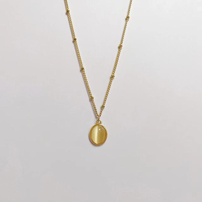 Opal Necklace Women's Light Tide French Retro Oval Collarbone Chain Simple Temperament Pendant