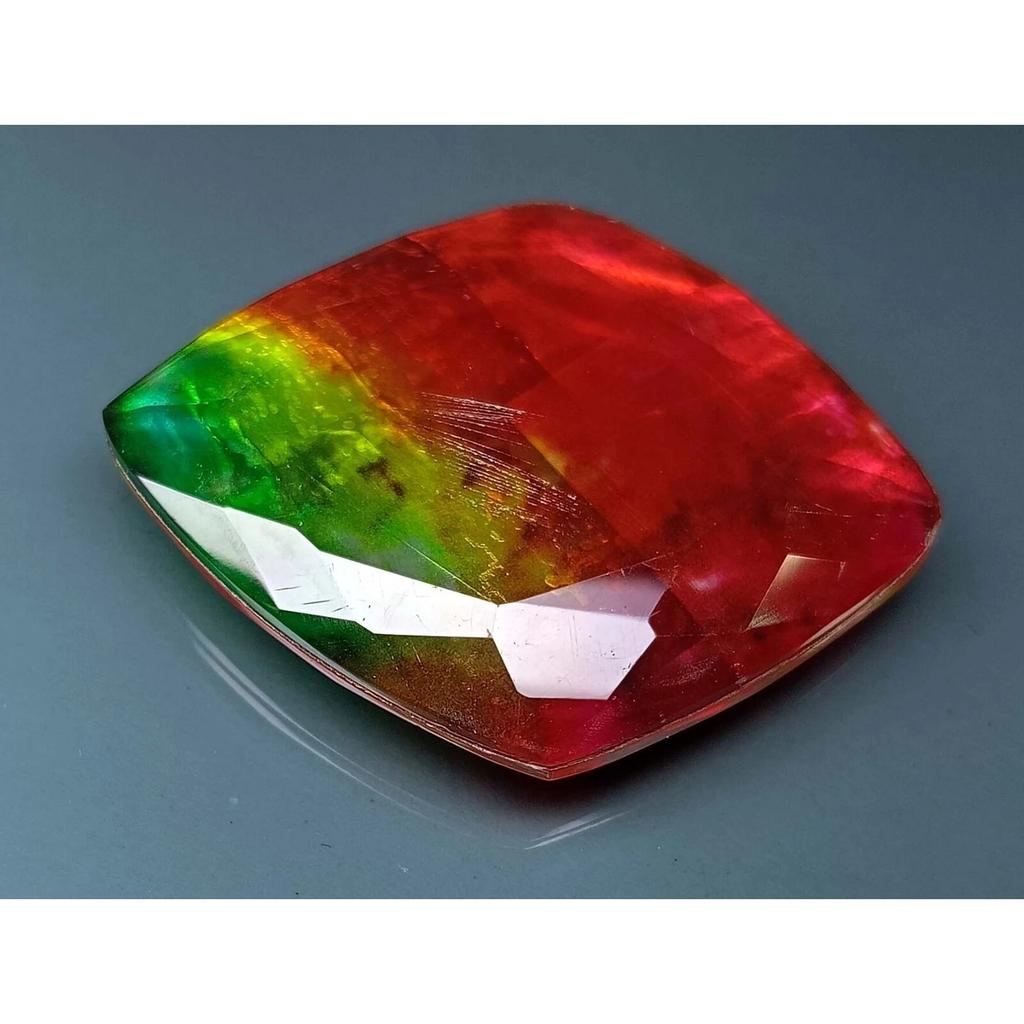 Beautiful Natural Opal-Like Organic Ammolite Bicolour 50 Ct Fancy Cut Gemstone