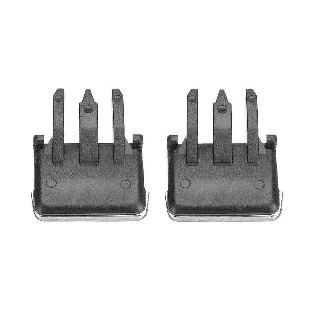 Vylepšete interiér svého vozu Toyota Corolla stylovými lamelovými vložkami.