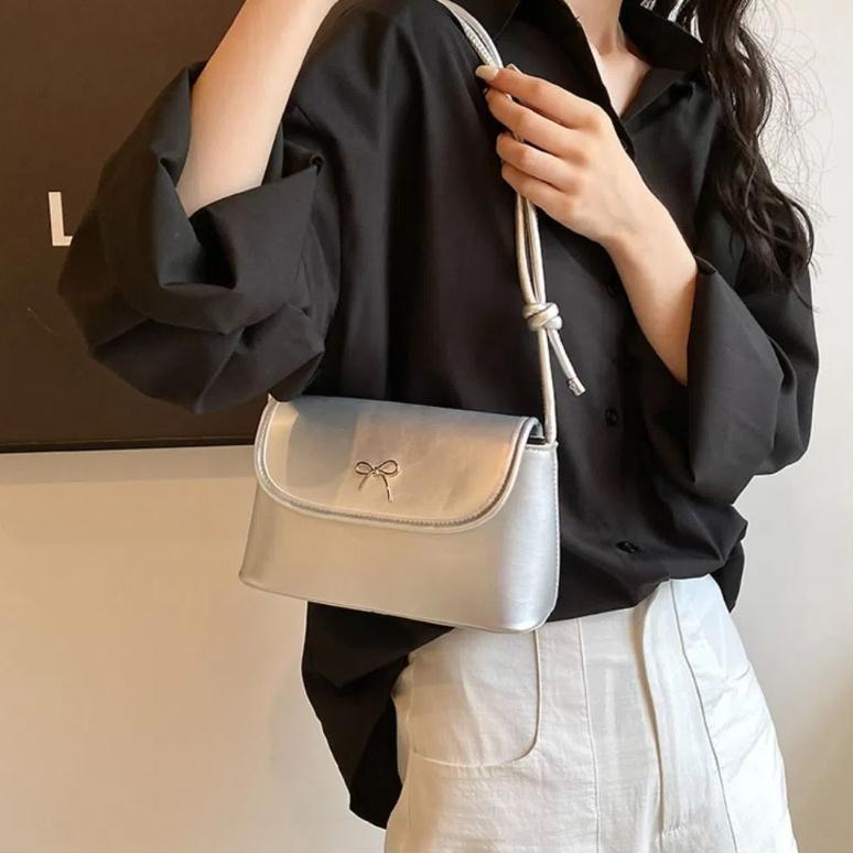 PU Leather Bowknot Underarm Bag Solid Color Y2K Crossbody Bag Fashion Bow Armpit Handbag Women