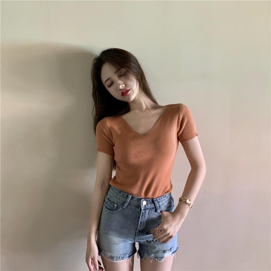 Sommer Slim Dünnes V-Ausschnitt Unterhemd Retro Kurzarm T-Shirt Hundert Gestrickte Pullover Tops Damen Linie Kleidung Lässige Slim Fit Pullover T-Shirts