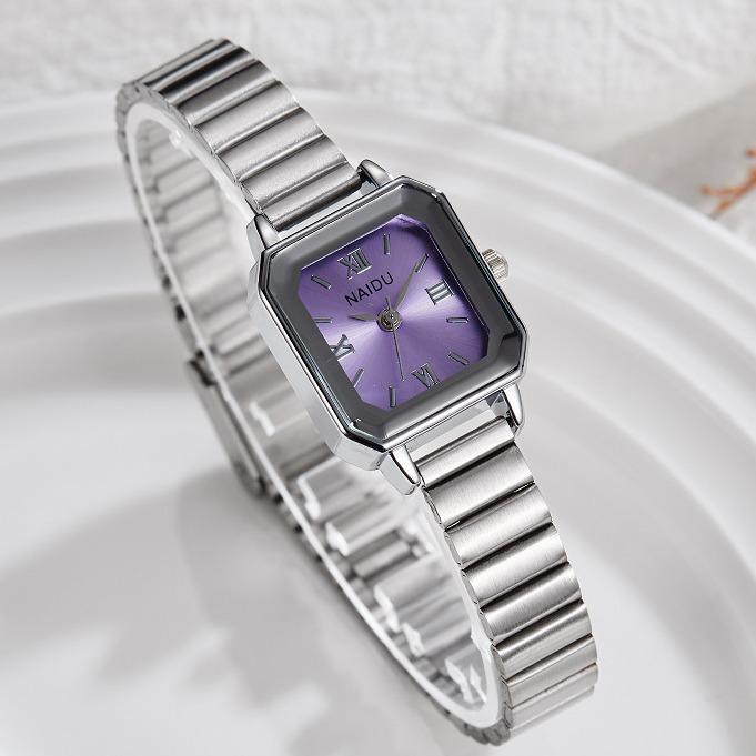 Square Alloy Steel Strap Track Watch Quartz Watch Fashion Casual Drainage Watch