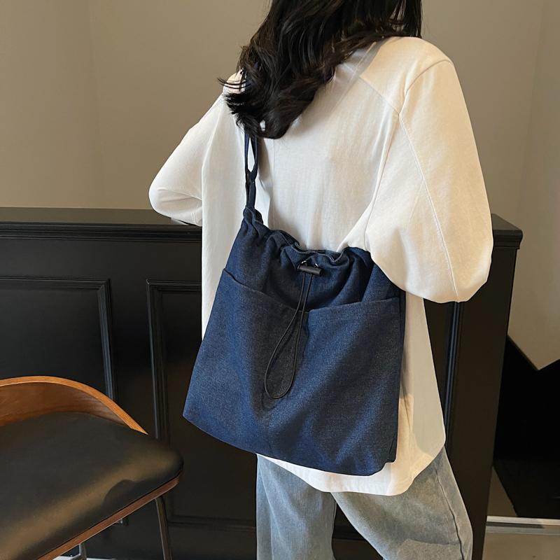 Large Capacity Drawstring Bucket Bag Women's Denim Crossbody Bag Commuter Shoulder Bag