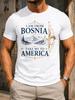 Vengo dalla Bosnia Portami in America Cartello Stradale Vintage Montagne Gigli di Borbone Usurato Tema Viaggio Unisex T-Shirt